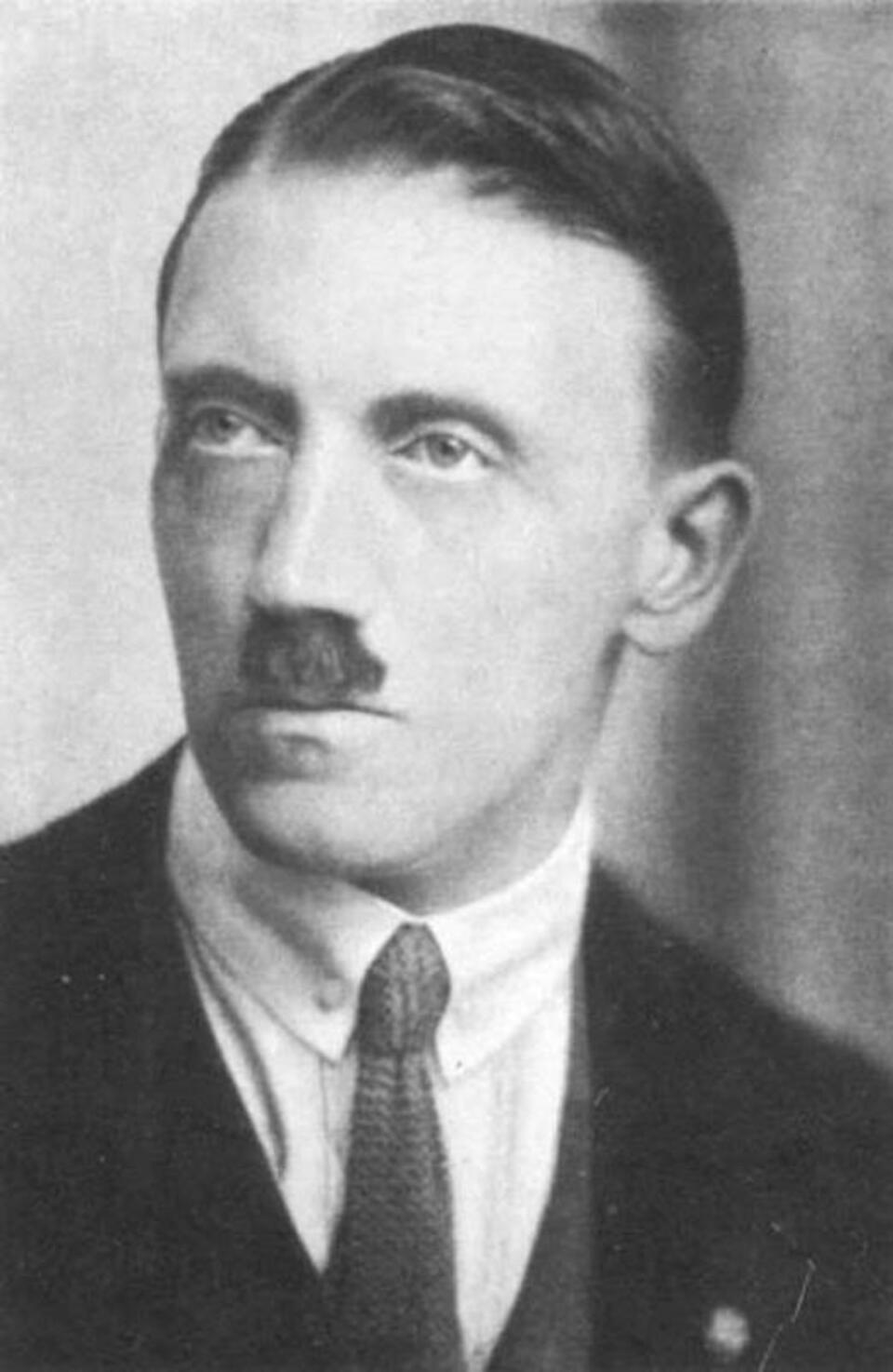 Hitler w 1920 roku. Fot.. Wikipedia
