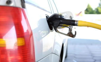 Początek sierpnia może przynieść obniżki cen na stacjach paliw
