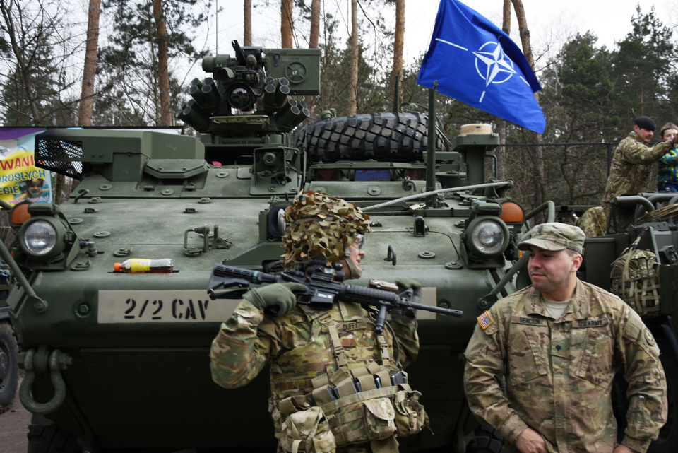 Dwóch Republikanów za przejściem wojsk USA z Niemiec na wschód