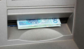 Zorganizowany atak na bankomaty. "Wypłacili 2,2 mln zł z 490 kont"