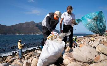 Mikroplastik plagą oceanów. Gigantyczne zanieczyszczenia