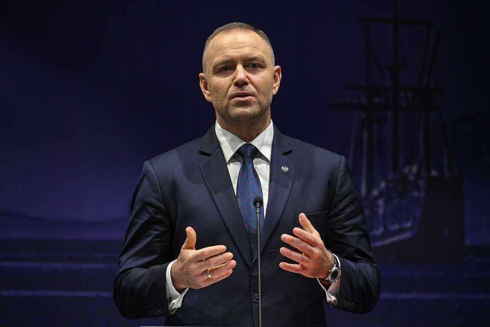 Prezydent Nawrocki zwiększa przewagę nad resztą stawki! SONDAŻ