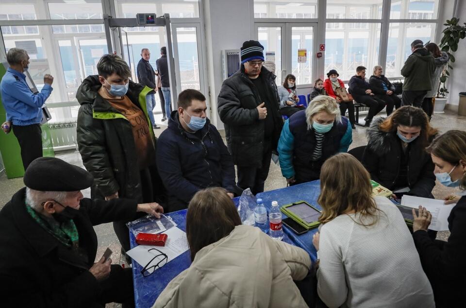 Niepokojące informacje z Doniecka. Wybuchy w centrum miasta / autor: EPA/PAP