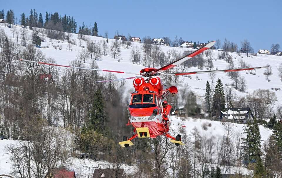 Śmigłowiec TOPR / autor: PAP/Daniel Pawluk