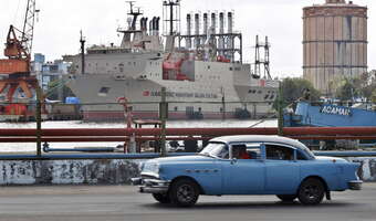 „Ta wyspa wkrótce upadnie”. Nie mają benzyny i prądu