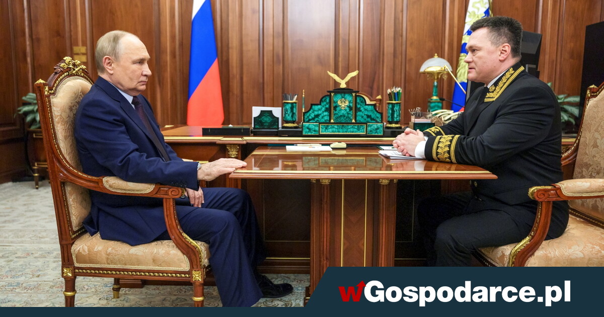 W Rosji Putina rozgorzała walka buldogów pod dywanem