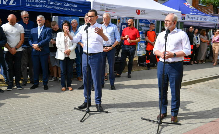 Premier Mateusz Morawiecki oraz minister Adam Niedzielski / autor: PAP