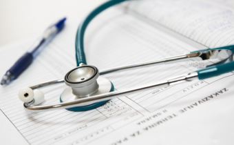 Belgia: Jedna trzecia lekarzy rozważa rezygnację z zawodu