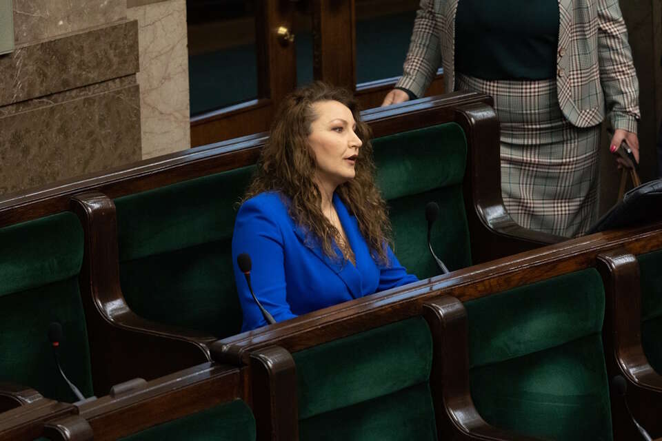Monika Pawłowska w klubie parlamentarnym PiS