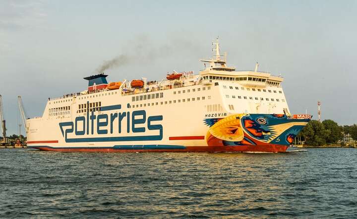 Prom Polskiej Żeglugi Bałtyckiej (Polferries) / autor: Fratria /AS