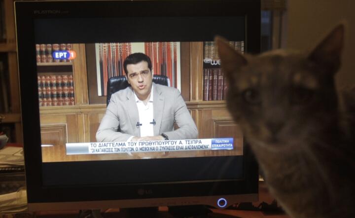 Telewizyjne orędzie premiera Ciprasa, fot. PAP / EPA / ORESTIS PANAGIOTOU