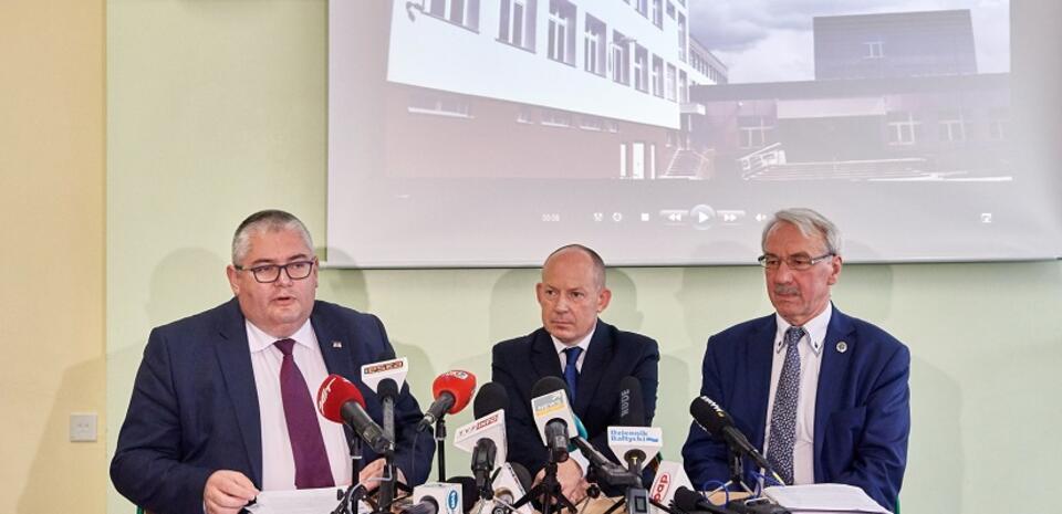 autor: fot.PAP/Adam Warżawa