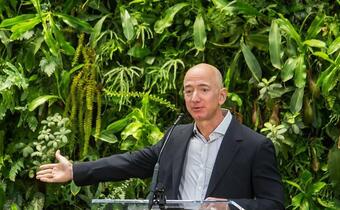Szef Amazona włączył się do walki ze zmianami klimatu