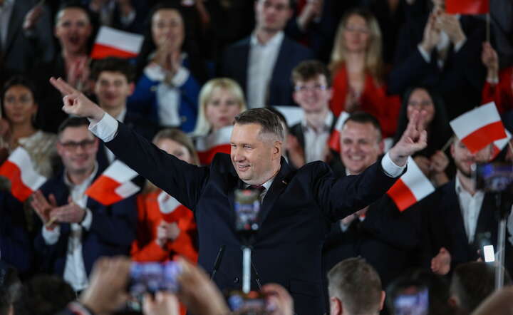 Poseł PiS Przemysław Czarnek (C) podczas konwencji Prawa i Sprawiedliwości w Krakowie / autor: PAP/Łukasz Gągulski