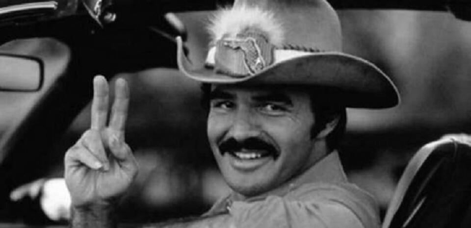 Burt Reynolds w filmie "Mistrz kierownicy ucieka" / autor: Twitter