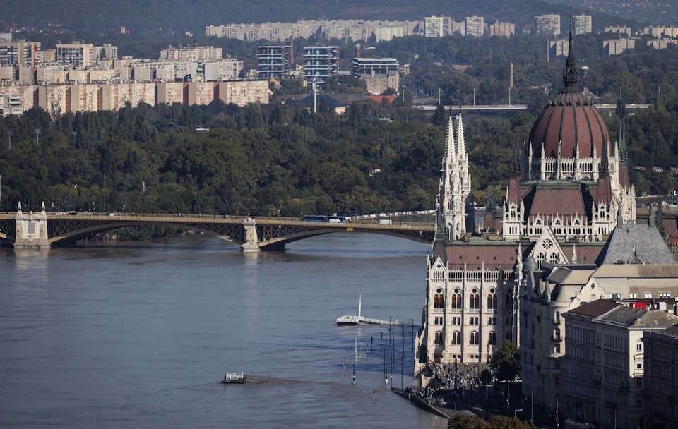 Budapeszt / autor: PAP/EPA/Robert Hegedus