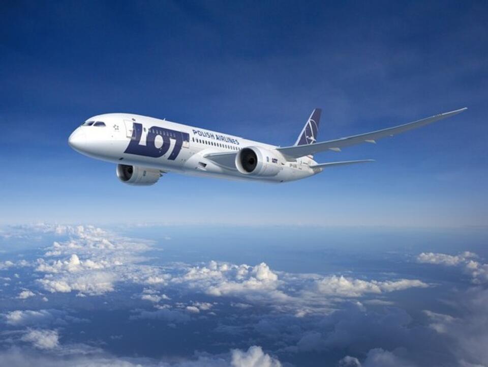 fot. lot.com