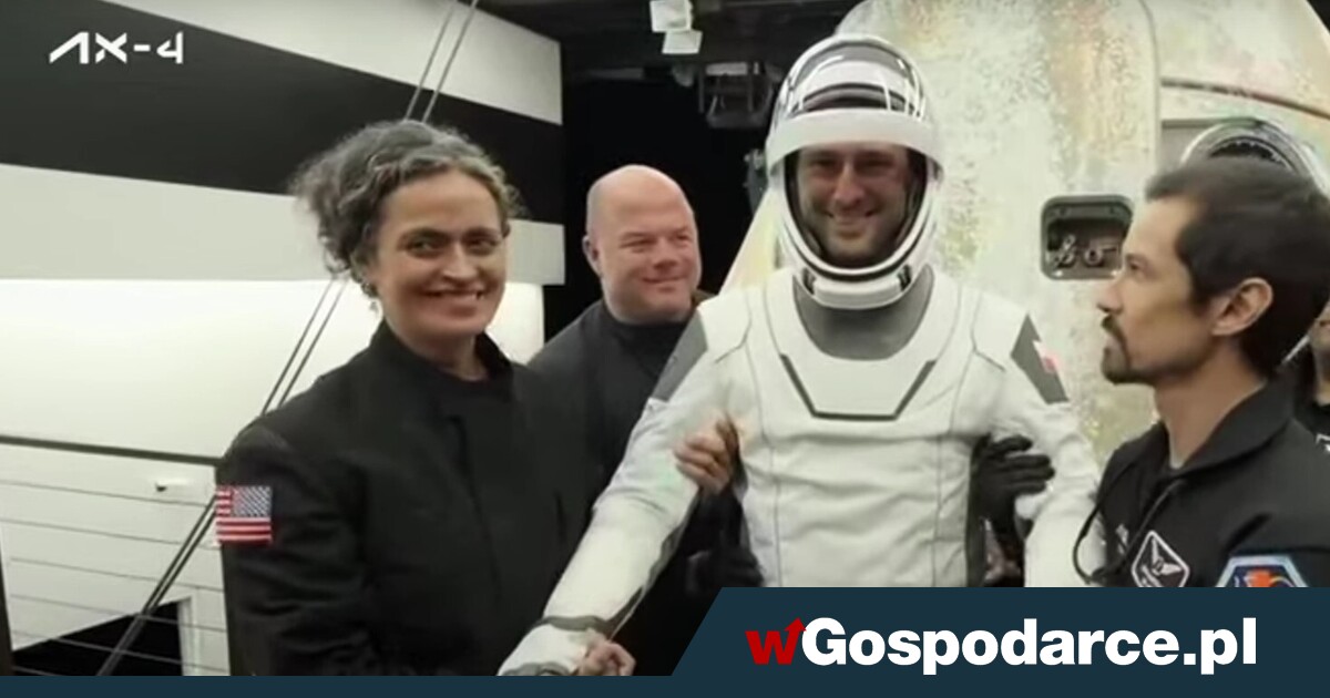 Polski astronauta wrócił bezpiecznie. 20 dni w kosmosie
