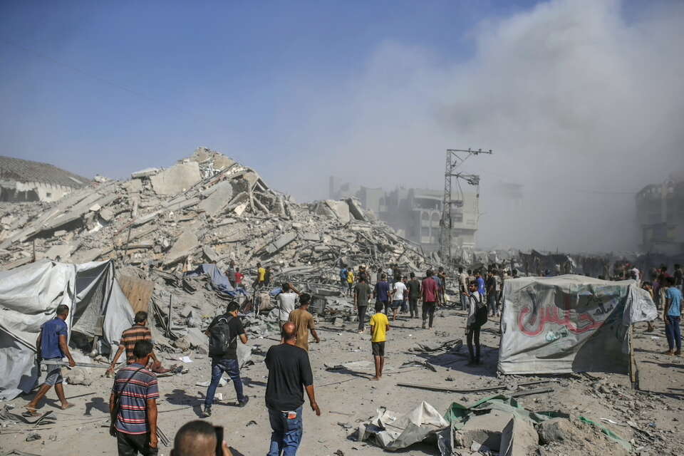 Miasto Gaza po izraelskim ostrzale  / autor: PAP/EPA/