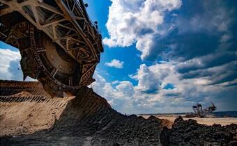 RWE zburzy wieś Luetzerath, by kopać węgiel. Aktywiści ostro!