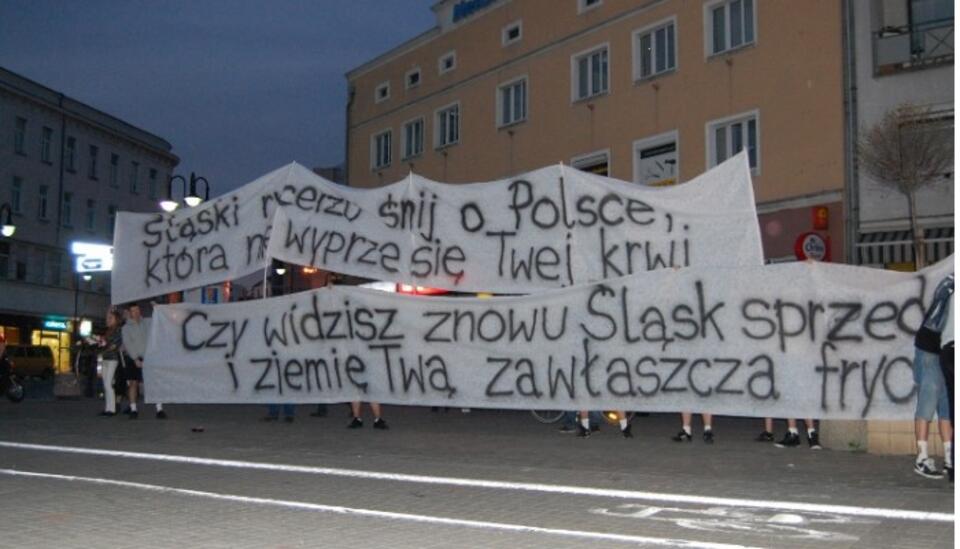 Są na Śląsku środowiska, które nie poddały się presji RAŚ i PO i wciąż pilnują Polski. 