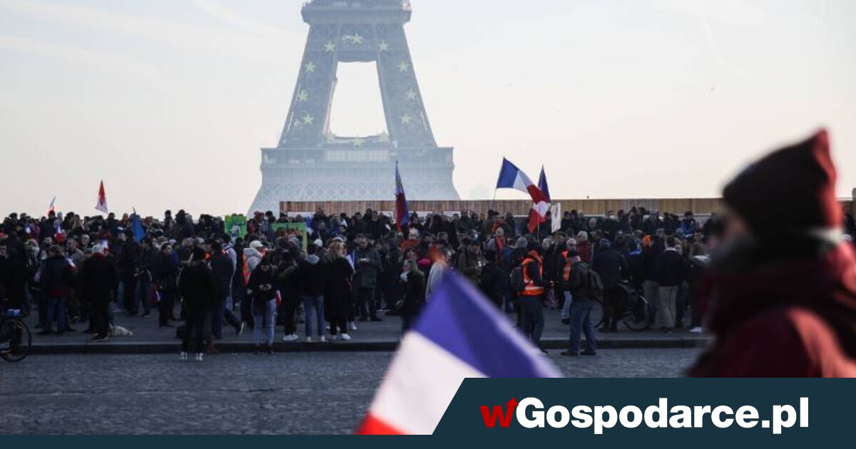 Przemysł I Usługi We Francji Blokady i strajki we Francji, brakuje paliwa - wGospodarce.pl