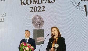 Prof. Gertruda Uścińska laureatką nagrody POLSKI KOMPAS 2022