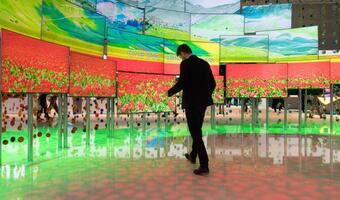 IFA w Berlinie: supercienkie notebooki, zakrzywione ekrany TV, drony i wszechobecny internet