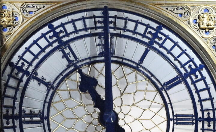 Londyński zegar Big Ben o 23.00 (24.00 czasu brukselskiego) oznajmił, że Wielka Brytania ostatecznie opuściła Unię Europejską / autor: PAP/ EPA/ANDY RAIN