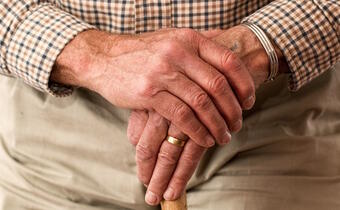 Obniżenie wieku emerytalnego powiązane ze stażem pracy? „To tylko jeden z wariantów”