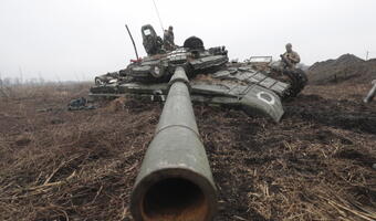 Rosjanie atakują i bombardują wschód Ukrainy
