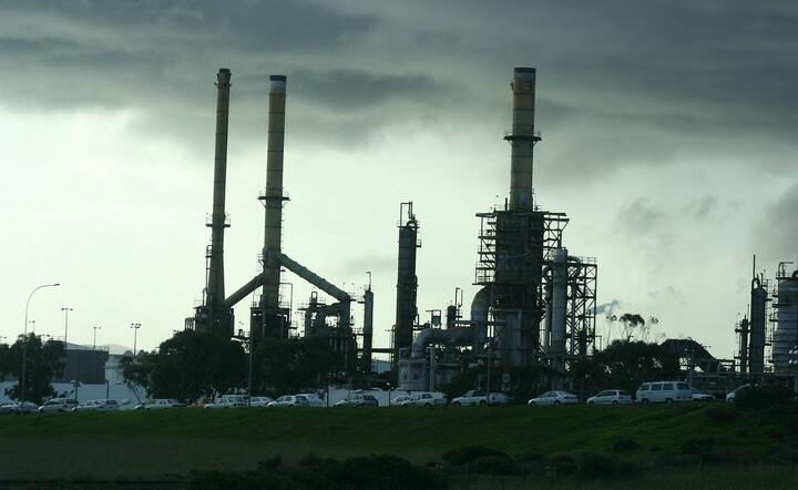 Rafineria, ropa naftowa / autor: Pixabay