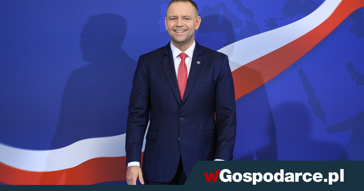 Prezydent podpisał ustawy. Mają obniżyć ceny paliw