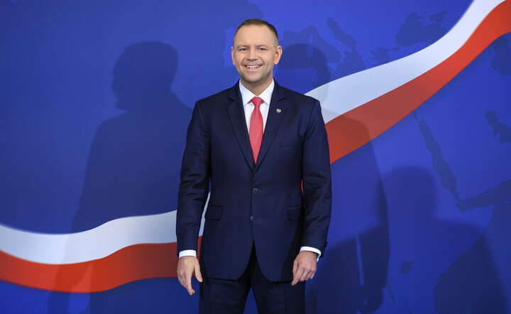 Prezydent podpisał ustawy. Mają obniżyć ceny paliw