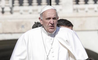 Papież Franciszek: zmuszanie do pracy na czarno to grzech śmiertelny