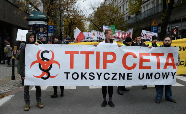 Demonstracja przeciw CETA w Warszawie, fot. PAP/Jacek Turczyk