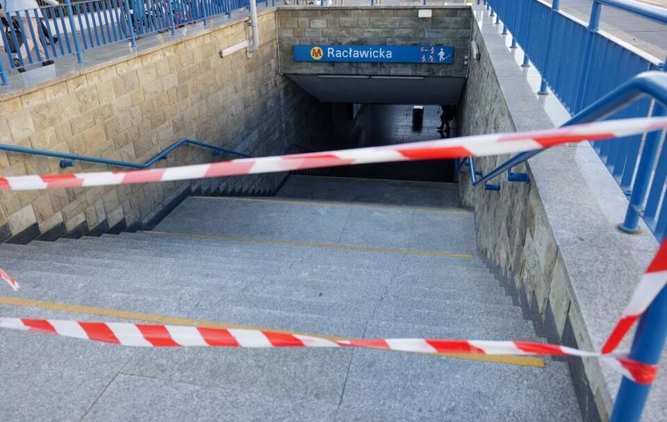 Strażacy ugasili pożar w metrze! Linia M1 wciąż nie kursuje