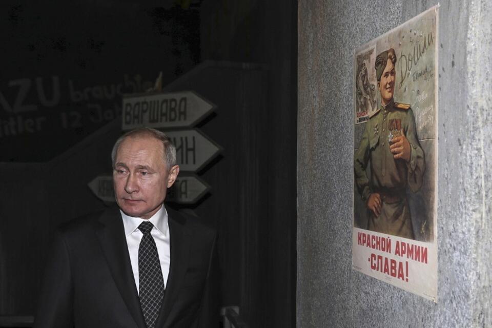 Prezydent Rosji Władimir Putin / autor: PAP/EPA/MIKHAEL KLIMENTYEV / SPUTNIK / KREMLIN POOL