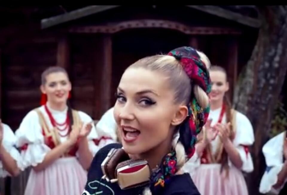 Cleo w klipie Donatana. YouTube