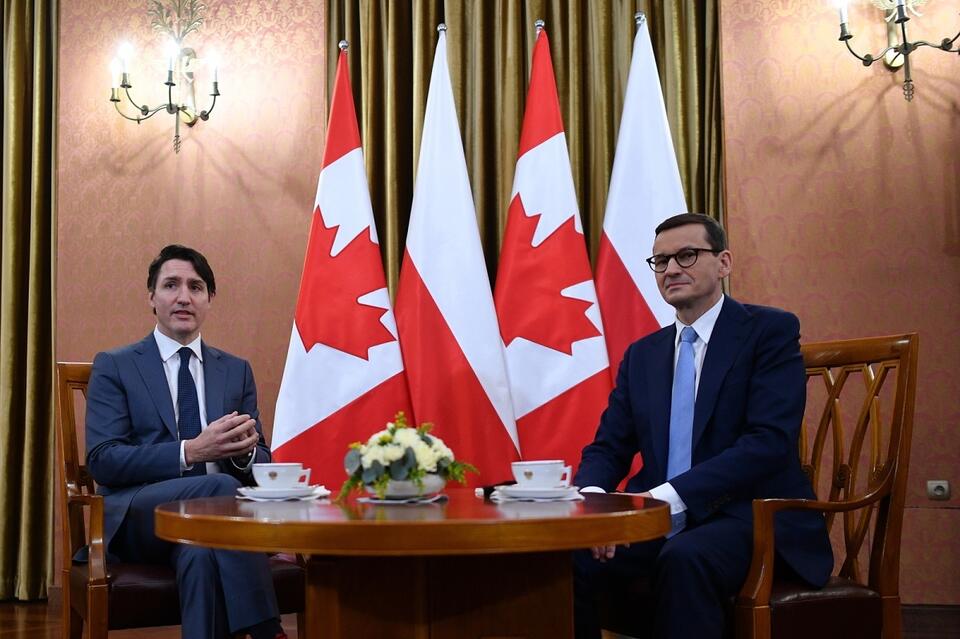 Premier Kanady Justin Trudeau, szef polskiego rządu Mateusz Morawiecki / autor: PAP/Marcin Obara