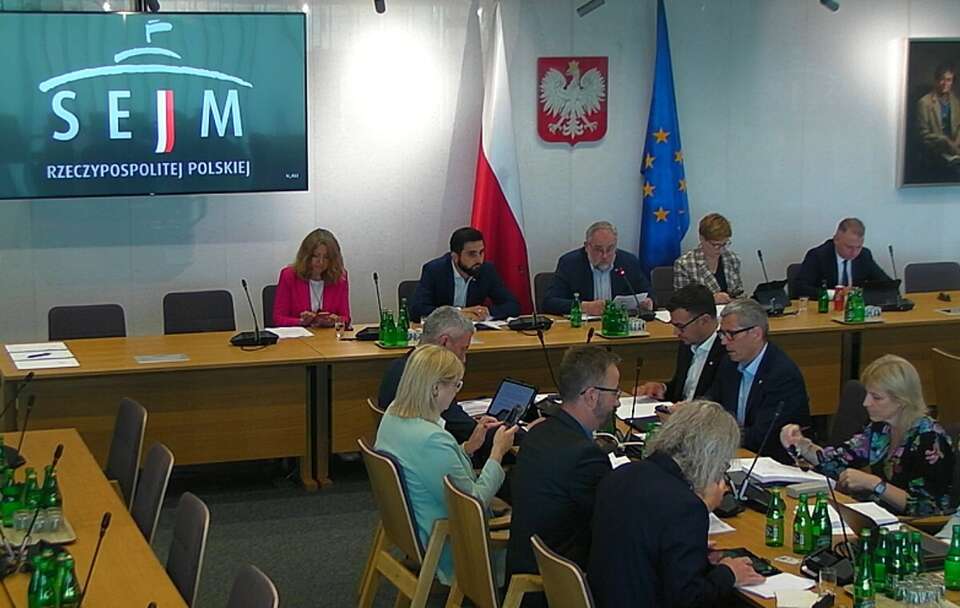 Sejmowa komisja odrzuciła sprawozdanie z działalności KRRiT