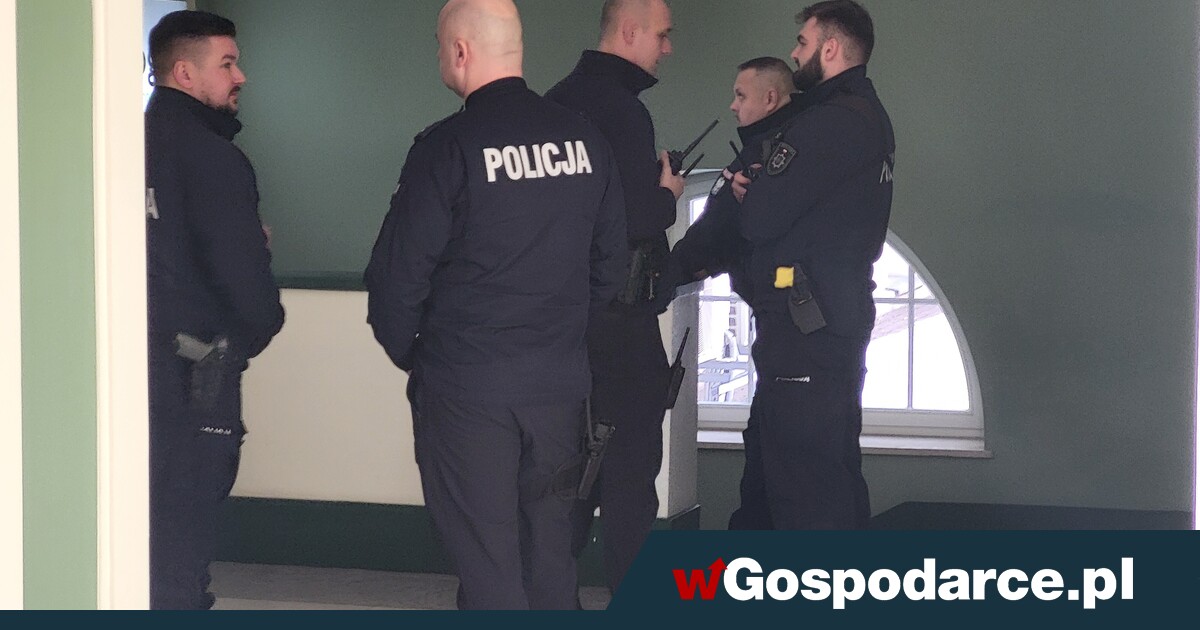 Policja w siedzibie Krajowej Rady Sądownictwa. Czego szuka?
