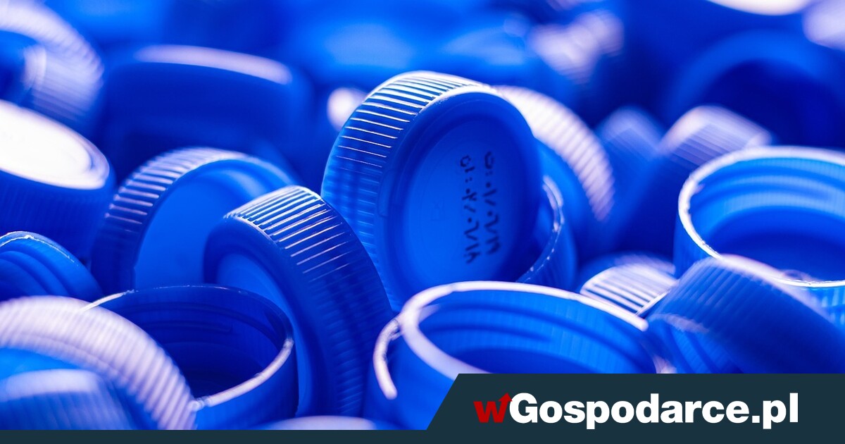 Spada udział recyklingu w naszej gospodarce