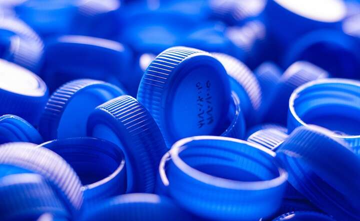 Spada udział recyklingu w naszej gospodarce