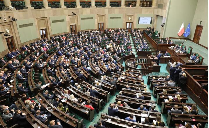 Poprawki posłów przesuwają o rok wejście w życie ustawy / autor:  	PAP/Paweł Supernak