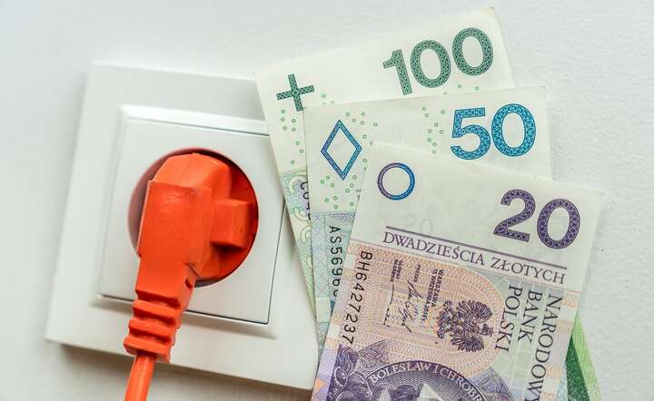 Arytmetycznie taryfa za prąd dalej „zamrożona”
