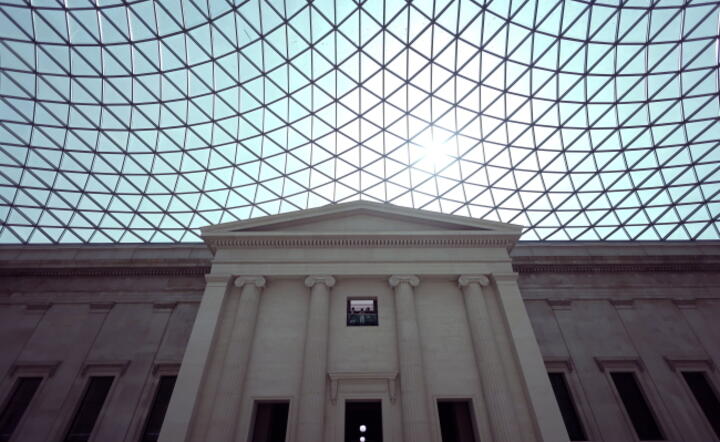 Front budynku British Museum w Londynie / autor: PAP/EPA Neill Hall