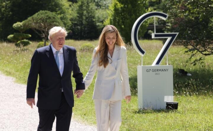 Premier Boris Johnson z żoną Carrie w Bawarii przed szczytem krajów grupy G7 / autor: PAP/EPA/Sean Gallup 