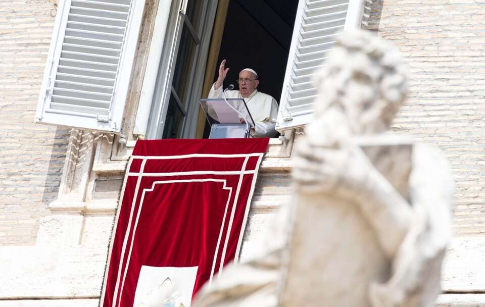 Papież Franciszek / autor: PAP/EPA/MASSIMO PERCOSSI