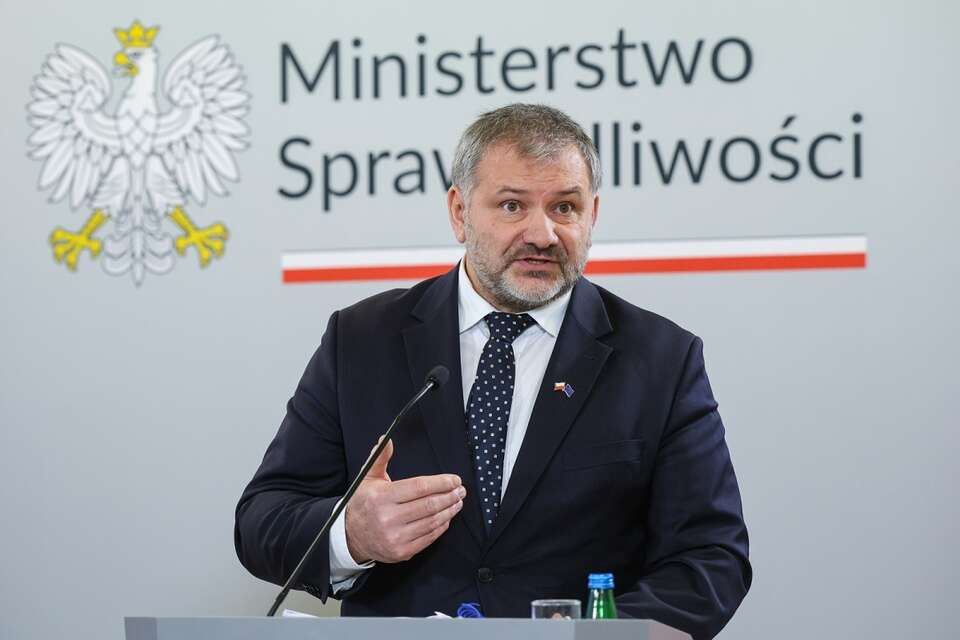 Minister sprawiedliwośći Waldemar Żurek podczas konferencji w Ministerstwie Sprawiedliwości / autor: PAP/Rafał Guz